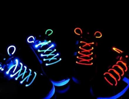 Светящиеся шнурки, новый индивидуальный авторский стиль.